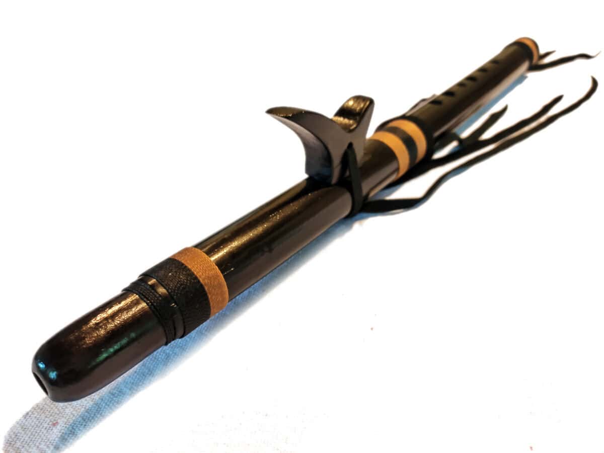 Flauta Nativa Ashar Série Negra com Bico