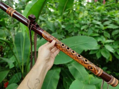 Einheimische Flöte NAF - Tribal F