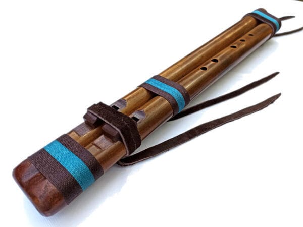 Flûte indigène Ashar - River Cane Double - Une image